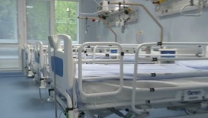 Situácia v niektorých slovenských nemocniciach začína byť mimoriadne kritická