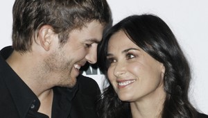 Nevera, sex v trojici a potrat. Ashton Kutcher OSTRO reaguje na knihu Demi Moore