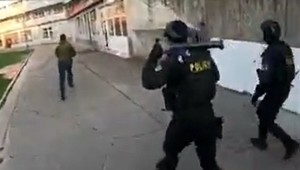 Razia v bratislavskom Pentagone: Policajti zadržali 7 ľudí, medzi nimi aj ženy