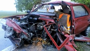 Tragická nehoda pri Komárne. Zrážku s nákladiakom vodička neprežila