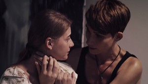 Iskry len tak lietali: Náruživé vzplanutie zakončené Haniným vášnivým bozkom!