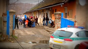 Konflikt v Seredi vyústil do hromadnej bitky a streľby