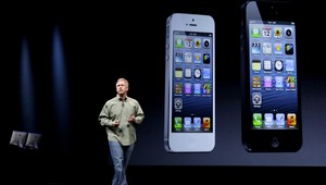 Apple pripustil zámerné spomaľovanie telefónov. Dôvodom je batéria