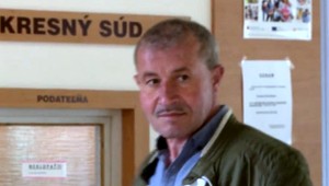 Synovia obvinili svojho otca, že ich 8 rokov týral. Tvrdili, že im vypínal elektrinu pri učení a nielen to