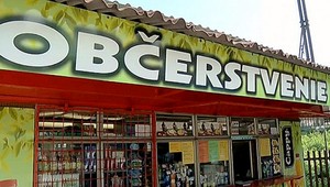 Košičan (19) vykradol stánok. Za keks mu hrozí basa