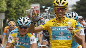 Contador tretíkrát vyhral TdF, záverečná etapa pre Cavendisha