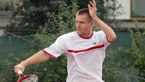 Mertiňák v Monse cez 3 mečbaly do finále štvorhry