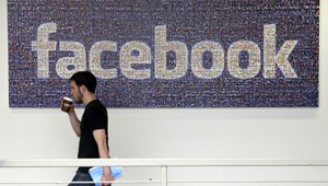 Facebook bude v Nemecku častejšie mazať xenofóbne príspevky