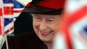 Najväčšie pikantnosti a škandály Alžbety II.