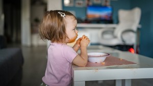 Matka schytala kritiku za toto video: Neuveríte, čo spravilo jej dieťa za chvíľu bez dozoru