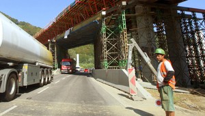 Pod robotníkom (†51) sa zlomila doska, pád neprežil