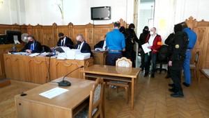 Začal súdny proces so skupinou, ktorá si mala objednať vraždu starostu