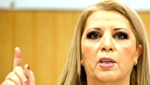 V materskej škôlke v Nitre vybuchla nálož. Versace obviňuje Mojsejovú