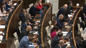 Nové pravidlá pre zdravotníctvo a stavebníctvo: Aké zmeny schválil parlament?