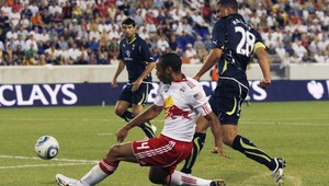 Henry debutoval v zámorskej MLS s dvoma gólovými prihrávkami