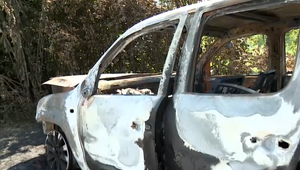 Vracajú sa praktiky 90. rokov? Muž podpálil auto a jeho rukopis sa opakuje