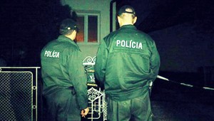 Starenku dobili na smrť, útočníkov ešte stihla popísať v liste