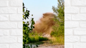 VIDEO: Takto policajti zneškodnili starú leteckú bombu z centra Bratislavy