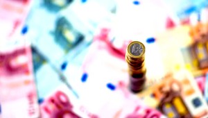 Priemerná mzda na Slovensku stúpla. S odmenami prekoná magickú hranicu