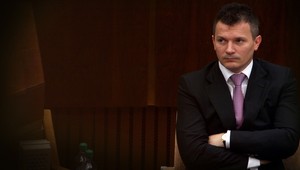 Klienti nebankoviek sa ešte odškodnenia nedočkajú