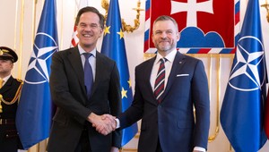 Generálny tajomník NATO Mark Rutte na Slovensku s prezidentom hovoril o obranných výdavkoch