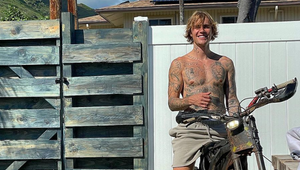 Vozidlo z budúcnosti! Spevák ukázal svetu miliónové auto, aké nemá NIKTO iný!