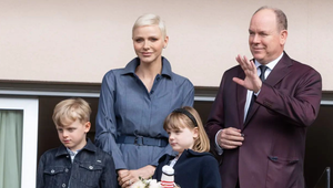 Príčina zúfalstva kňažnej Charlene odhalená?! Pripravia ju o deti, Albert jej platí tučné "bolestné"!