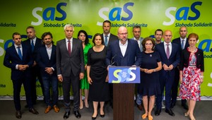 Politológ Jozef Lenč o krokoch a konzistentnosti SaS: Celé je to šaškáreň