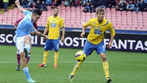 Hamšík po góle Pescare bližšie k hodinkám ako Weiss ml.