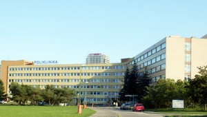 Ružinovská poliklinika je zatvorená. Prasklo potrubie