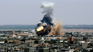 Izrael bombardoval Gazu, zomreli aj deti