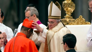 Pápež František uviedol do úradu 20 nových kardinálov