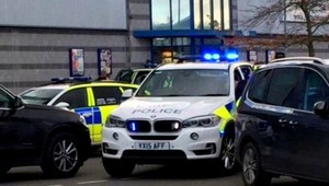 Polícia zadržala muža. Medzi obeťami sú aj študenti