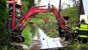 Masívny vietor a intenzívny dážď spôsobili problémy mnohým Slovákom. Hasiči sa nezastavili