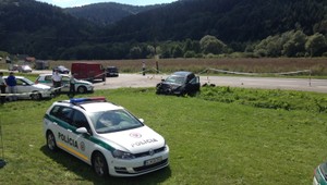 Pri čelnej zrážke na východe zahynuli dvaja otcovia rodín