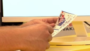 Polícia vyzýva hokejových fanúšikov, aby si skontrolovali pravosť svojich vstupeniek