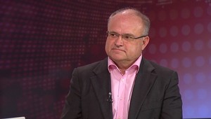 Hlasovalo sa o budúcnosti našich potravín. Europoslanec Jozef Mihál je kritický