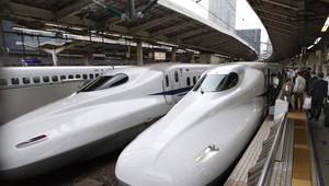 Vlak odišiel o 25 sekúnd skôr. Japonská spoločnosť sa za to hlboko ospravedlnila