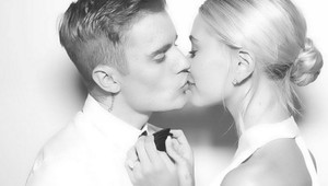 Justin Bieber zdieľal prvé svadobné FOTKY!