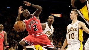 NBA: Lakers sa vtesnali do osmičky, Miami vládne lige