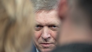 Premiér zvolá k informáciám SIS Bezpečnostnú radu SR