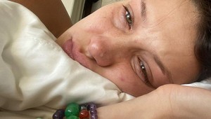 Hviezdna kráska bojuje s následkami vážnej choroby! Jej rodina má vážne obavy!