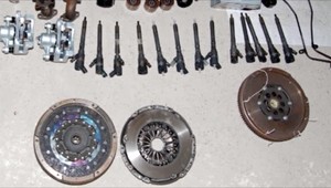 Neexistujúce autosúčiastky za tisíce eur