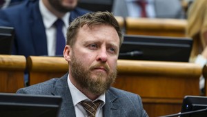 KDH a hnutie Slovensko vyzývajú na odvolanie splnomocnenca Petra Kotlára