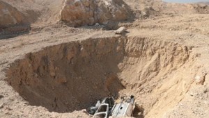 Najväčší masový hrob ISIS. V jame ležia tisícky mŕtvych