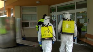 Čadca má problém. Koronavírus potvrdili u pacientky nemocnice a u školáka