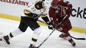 Chára s Handzušom nebodovali, Boston ale s víťazstvom