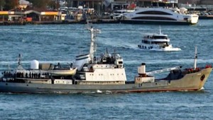 Ruská špionážna loď sa zrazila s iným plavidlom, po nehode sa potopila