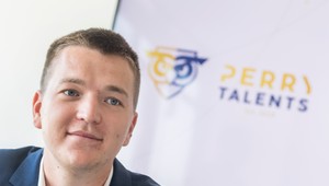 Krúpa ponúkne prezidentovi svoj odchod. Reaguje na medializované dotácie jeho firmy