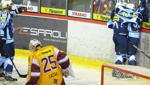 Highlighty: Bystrica aj Trenčín padli v predĺžení, prestrelka v Poprade